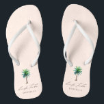 Modern Palm Boom Bride Tribe Blush Bachelorette Teenslippers<br><div class="desc">De gepersonaliseerde bachelorette teenslippers met "bruidstribe"in modern manuscriptdoopvont en een tropische palmboom van de waterverf op een stompzinnige achtergrond. Personaliseer uw naam - koop er één voor elke vrouw.</div>