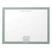 Modern Pastel Green Monogram Gepersonaliseerd Noti Notitieblok (Voorkant)