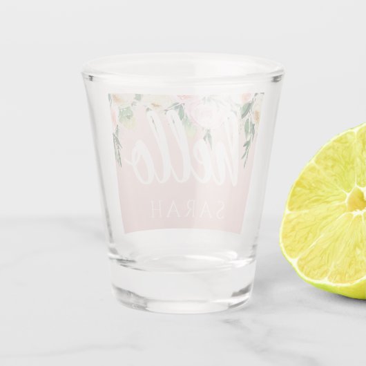 Modern Pastel Roze Bloemen Hallo en u noemt Shot Glas (Achterkant)
