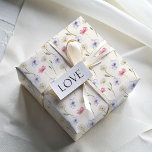 Modern Pastel Wildflower Waterverf Patroon Cadeaupapier<br><div class="desc">Presenteren van een prachtige originele naadloze waterverf ontwerp,  nauwgezet gevormd binnen het creatieve rijk van onze studio. Fijne wilde bloemen gerangschikt in een betoverend naadloos patroon,  waardoor het ideaal is voor bruiloften,  jubilea,  verjaardagen en daarbuiten.</div>