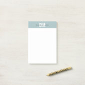 Modern pastelblauw & Initiaal script monogram Post-it® Notes (Op bureau)