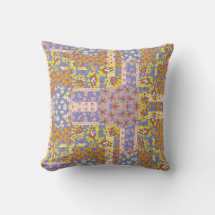 Modern Patchwork Daisy Flowers op Periwinkle Kussen