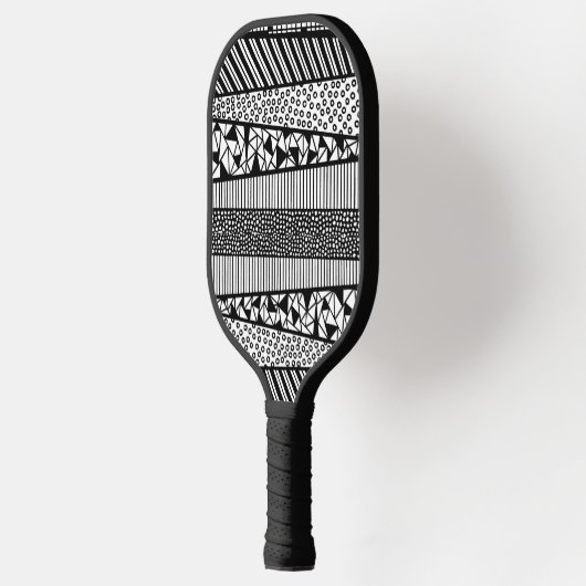 Modern patroon in zwart-wit, personaliseerbaar pickleball paddle (Links)