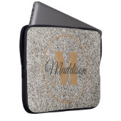 Modern Patroon Monogram Jouw naam Concrete Gold Laptop Sleeve (Voorkant Rechts)