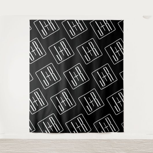 Modern patroon van initialen | Zwart & Wit Wandkleed (Voorkant)