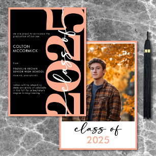 Modern Peach Typography Afstuderen aangekondigd Kaart