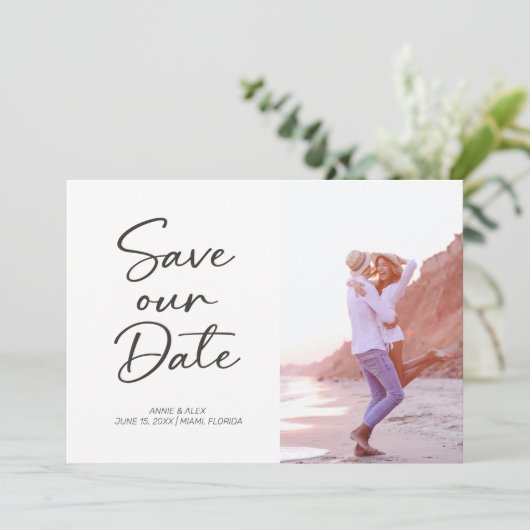 Modern penseelscript 2 Photo Wedding Save The Date (Staand voorkant)