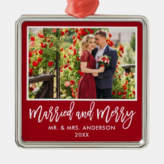 Modern penseelscript, rood gehuwd en smeerd metalen ornament (Voorkant)