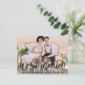 Modern penseelscript we hebben gehuwde foto briefkaart (Staand voorkant)