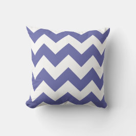 Modern Periwinkle Chevron Pattern Sierkussen