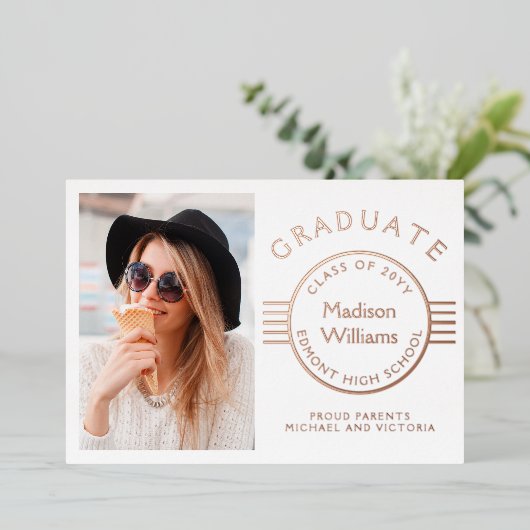 Modern Photo Afstuderen Afstuderen Roos Gold Folie Uitnodiging (Staand Voorkant)