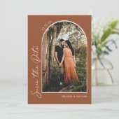 Modern Photo Arch Terracotta Wedding Save The Date (Staand voorkant)