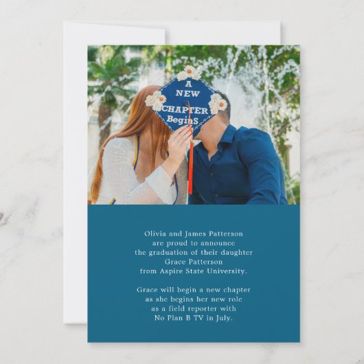 Modern Photo Blue White Afstuderen Aankondiging (Achterkant)