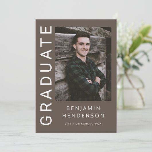 Modern Photo Boy Afstuderen Aankondiging (Staand voorkant)