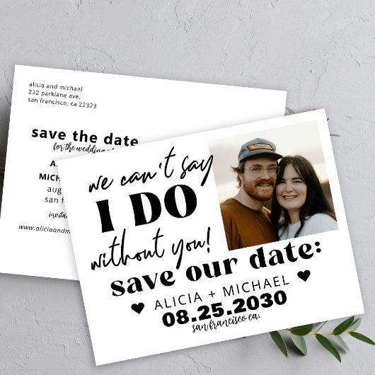 Modern photo funny casual wedding save the date aankondigingskaart