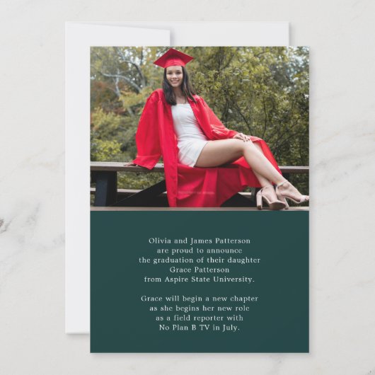 Modern Photo Green White Afstuderen Aankondiging (Achterkant)