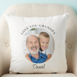 Modern Photo Love You Grandpa Keepsake Kussen<br><div class="desc">This modern Grandpa keepsake pillow says "Love you, Grandpa" and is easily customizable with your name and photo. It makes a special gift for a special grandfather.</div>