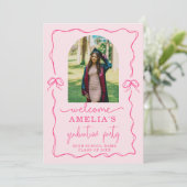 Modern Pink Bow Graduation Class of 2026 Photo  Kaart (Staand voorkant)