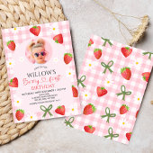 Modern Pink Gingham Heart Berry First Birthday Kaart