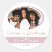 Modern Pink Season Greetings Script Photo Holiday Ronde Sticker (Voorkant)