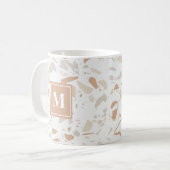 Modern Pink Terrazzo Marble Monogram Koffiemok (Voorkant links)