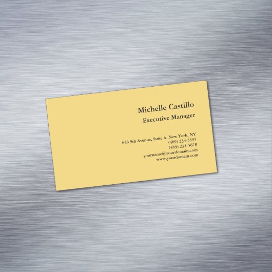 Modern Plain Professioneel Minimalistisch Geel Magnetisch Visitekaartje (Voorbeeld)