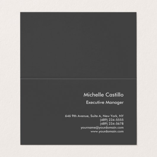 Modern Plain Professioneel Minimalistisch Grijs Ge Visitekaartje (Buitenkant ongevouwen)