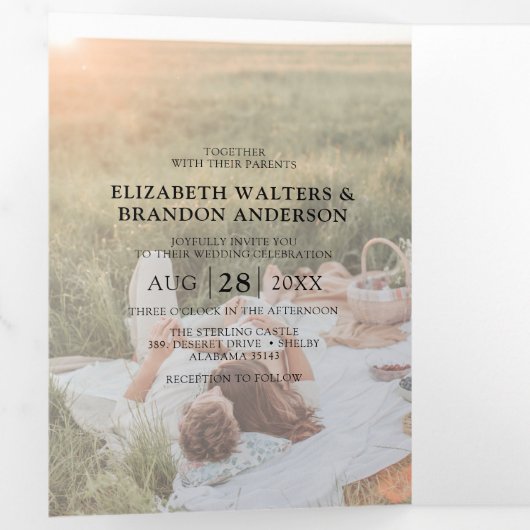 Modern portret foto collage overlay bruiloft drieluik uitnodiging (Binnenzijde eerst)