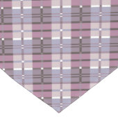Modern Pset Pattern Plum and Lavender Korte Tafelloper (Hoek)