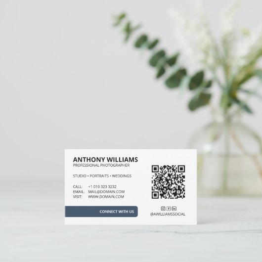 Modern QR Code Fotograaf Visitekaartje (Staand voorkant)