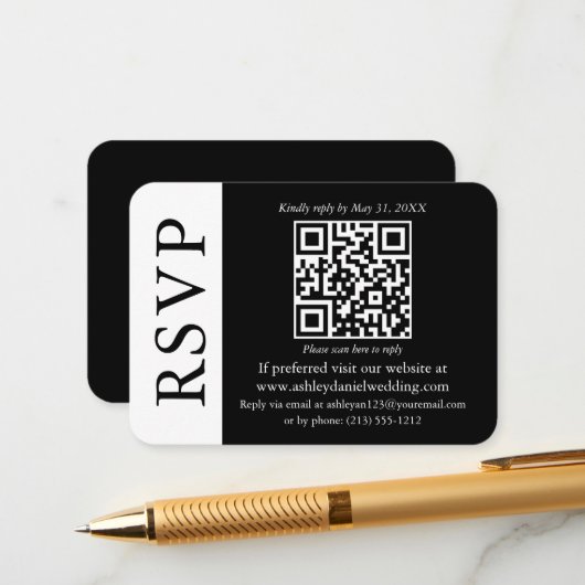 Modern QR Wedding Black en White RSVP Informatiekaartje (Voorkant / Achterkant in situ)
