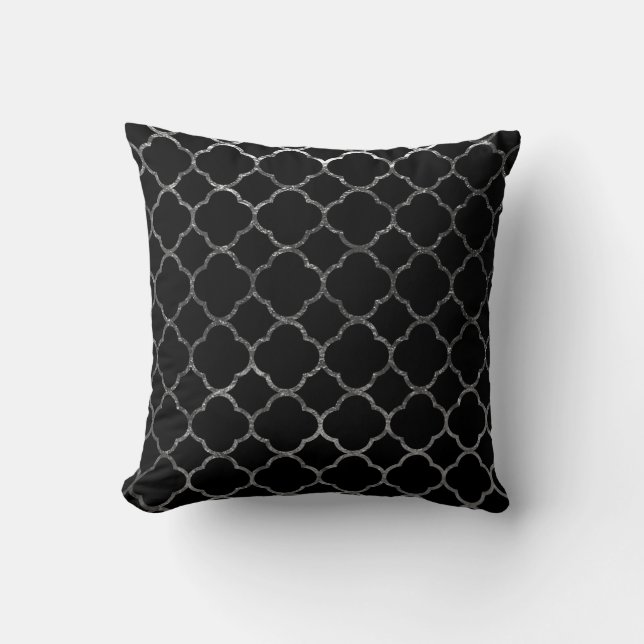 Modern Quatrefoil Pattern Moroccan Black Silver Kussen (Voorkant)