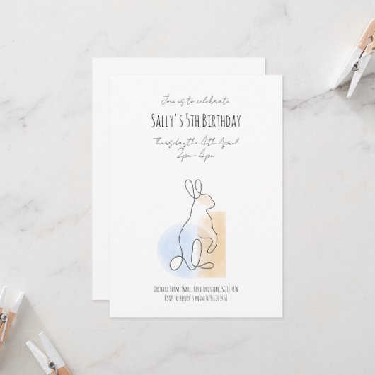 Modern Rabbit line-tekening verjaardagsuitnodiging Kaart (Voorkant / Achterkant in situ)