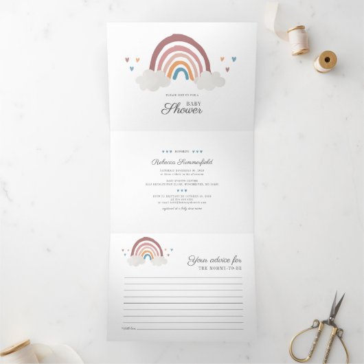 Modern Rainbow Boho Script Chic Baby shower Drieluik Uitnodiging (Binnen)