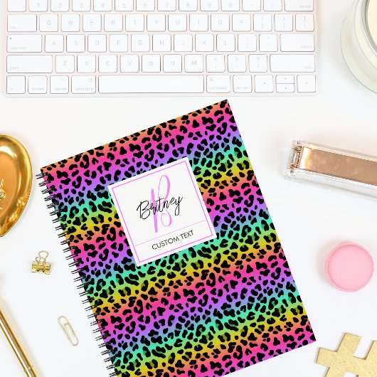 Modern Rainbow Leopard Skin Pattern Monogram Notitieboek