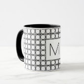 Modern Rattan Pattern Chic Black Initial Monogram Mok (Voorkant links)