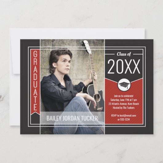 Modern Red Afstuderen Afstuderen Aankondiging (Voorkant)