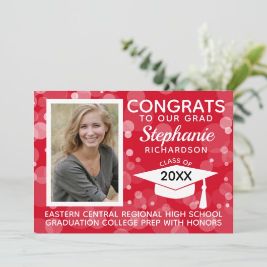 Modern Red Bokeh Bubbles Photo Afstuderen Kaart (Staand voorkant)