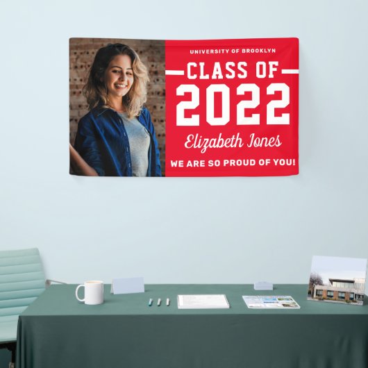 Modern Red Burgundy Class of 2022 Photo Afstuderen Spandoek (Beurs)