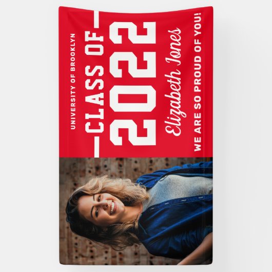 Modern Red Burgundy Class of 2022 Photo Afstuderen Spandoek (Verticaal)