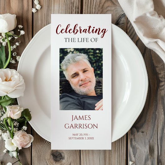 Modern Red Celebration of Life Memorial Programme Reclamekaart