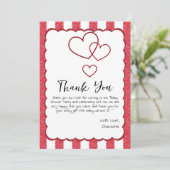 Modern Red Chalk Stripes Triple Hearts Baby Shower Bedankkaart (Staand voorkant)