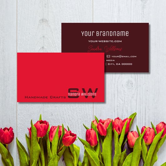 Modern Red en Burgundy Chic met Monogram Simple Visitekaartje
