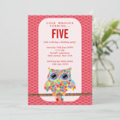 Modern Red Girls Birthday Party Rainbow Owl Invite Kaart (Staand voorkant)