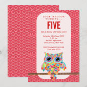 Modern Red Girls Birthday Party Rainbow Owl Invite Kaart (Voorkant / Achterkant)