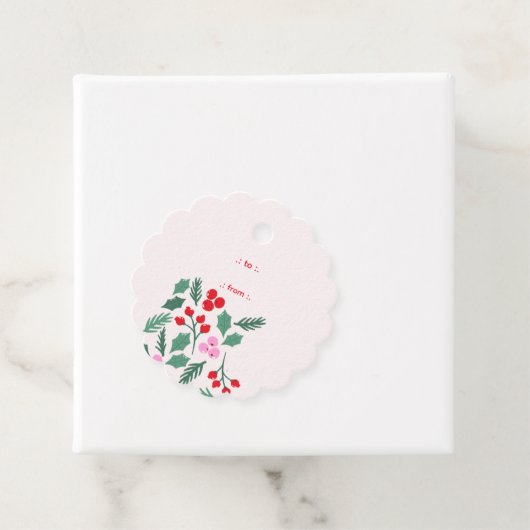 Modern Red & Green Christmas Floral Pattern Bedankjes Labels (In situ)