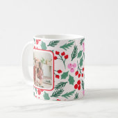 Modern Red & Green Christmas Floral Pattern Koffiemok (Voorkant links)