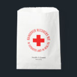 Modern Red Hangover Relief Recovery Kit Wedding Bedankzakje<br><div class="desc">Een grappige hangover relief-doos bevoordeelt tas. Pas de stijl,  kleur en grootte van het tekstlettertype aan.</div>