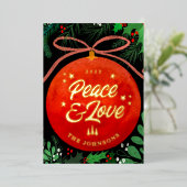 Modern Red Kerstbal Ornament Botanical Folie Feestdagenkaart (Staand Voorkant)