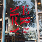 Modern Red Merry en Bright Feestdagen Raamsticker